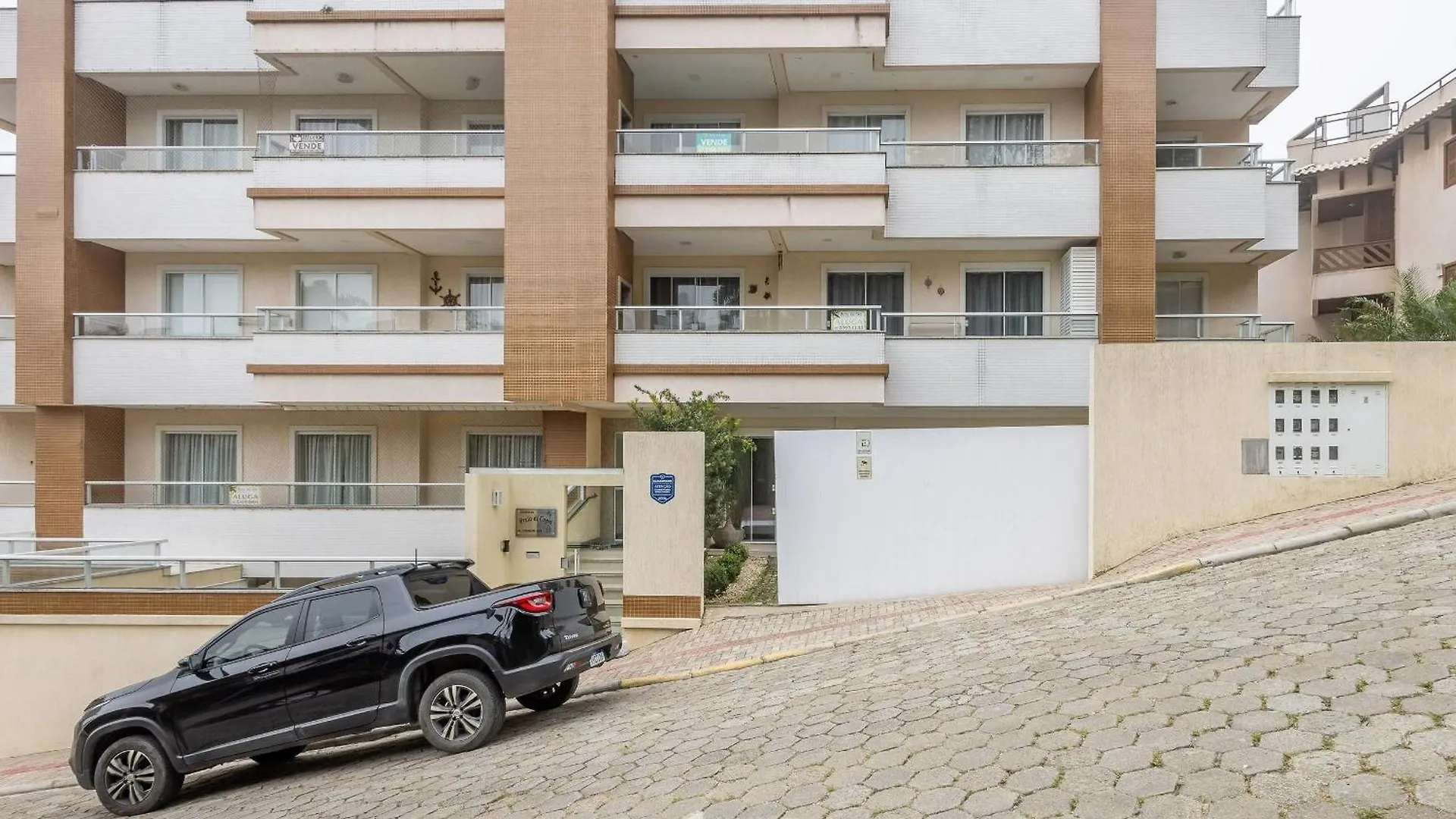 בומבינאס Apto 3Q C/ Churrasq. A 290M Da Praia Pic0125 ברזיל